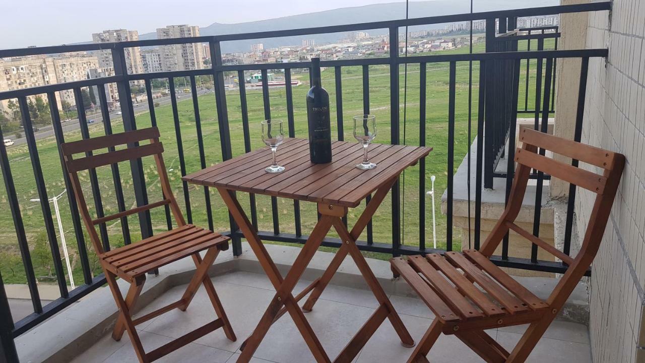 Tbilisi Sea Dream Apartment Exterior photo